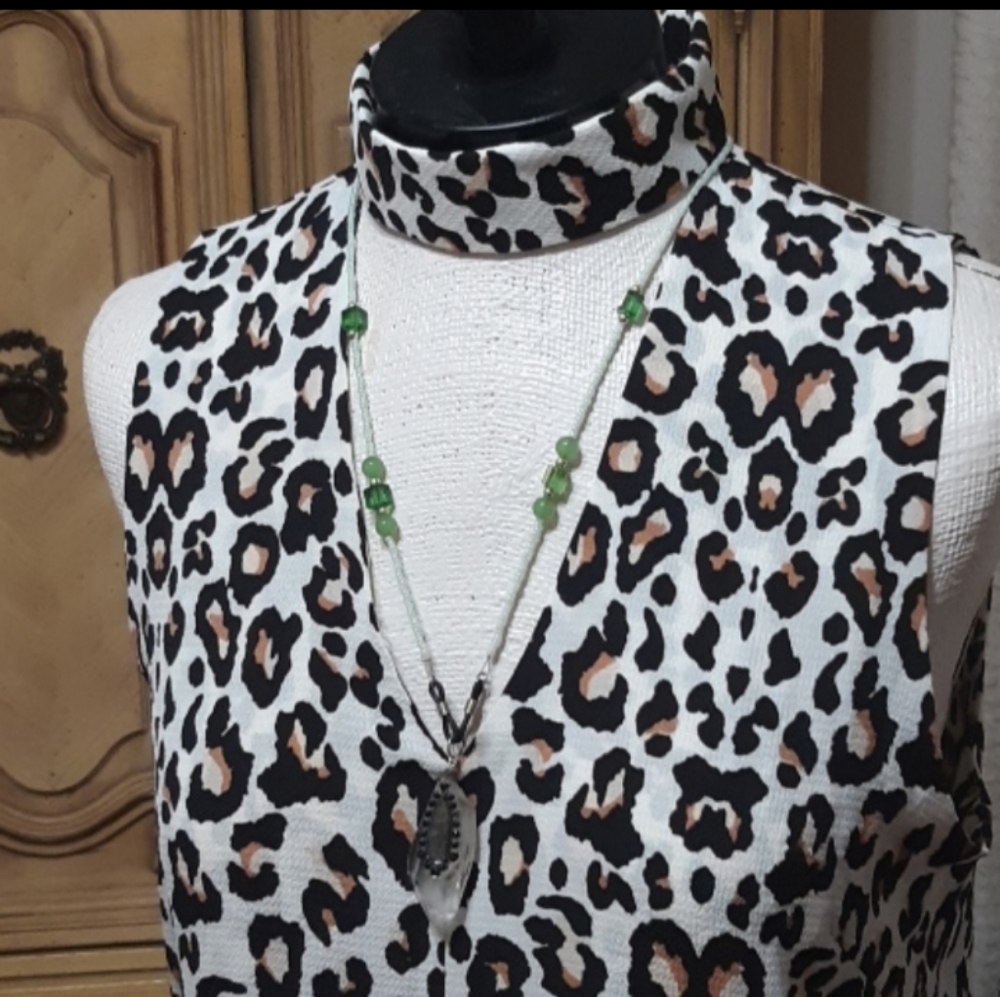 Womens BLU RAIN Blouse Leopard Animal Print Top Sleeveless sz M B10